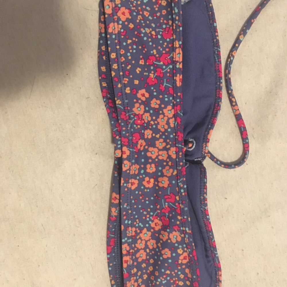 STRAPLESS BIKIN TOP - Picture 2 of 5